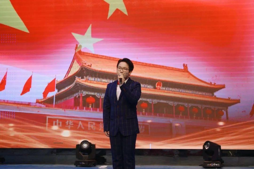 纪录之战！梅西一夜刷新9项纪录，赛场上到底发生了什么？游戏画面